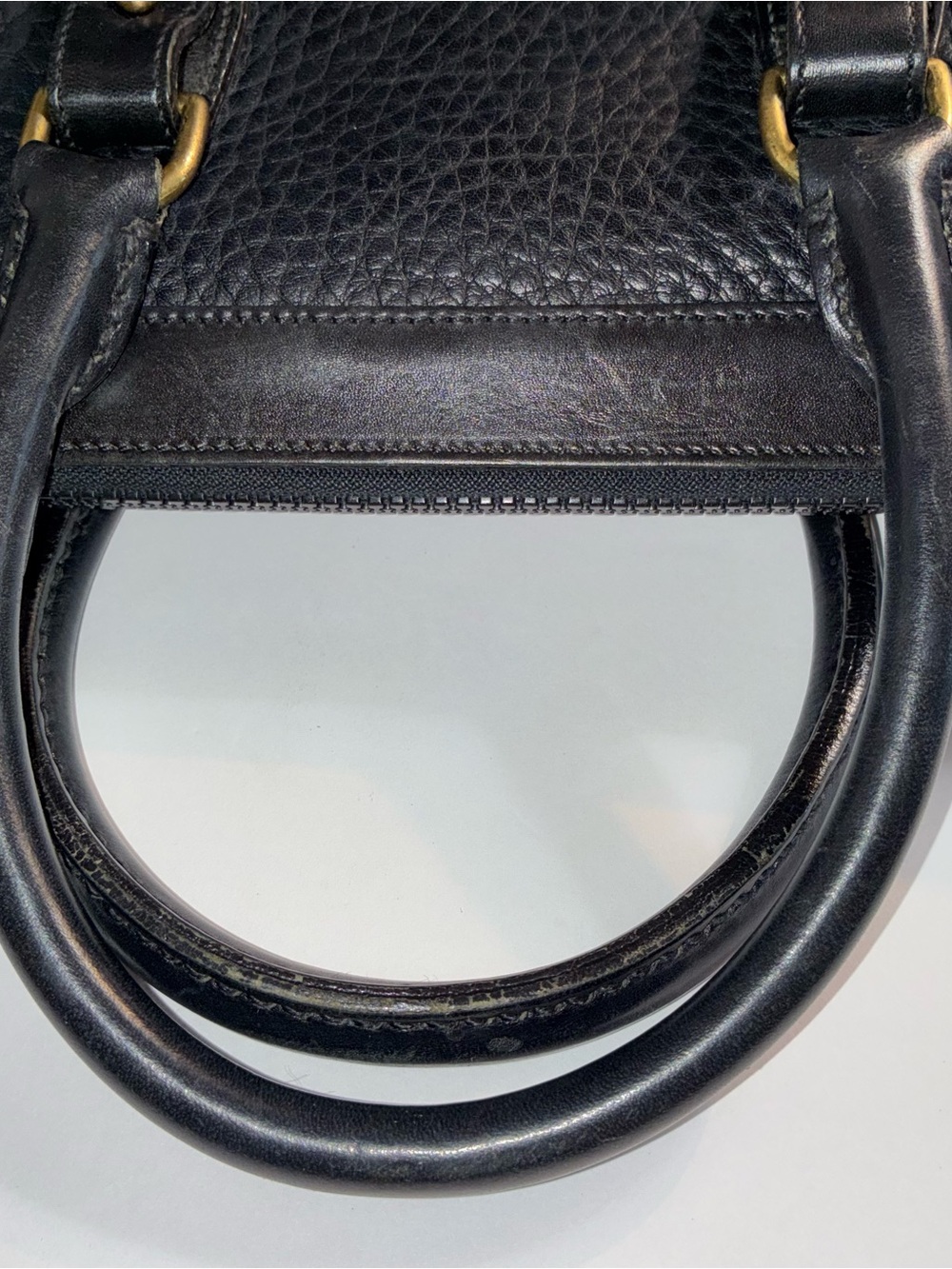 Vintage Dooney & Bourke Boston Black Pebbled Leather Satchel with Brass Hardware - Picture 7 of 13